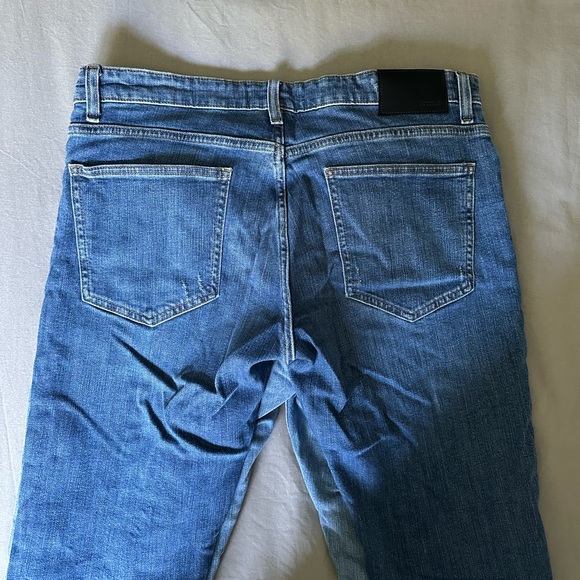 NWT✨2/$20 FOREVER 21 SKINNY CROPPED JEANS - Picture 5 of 9